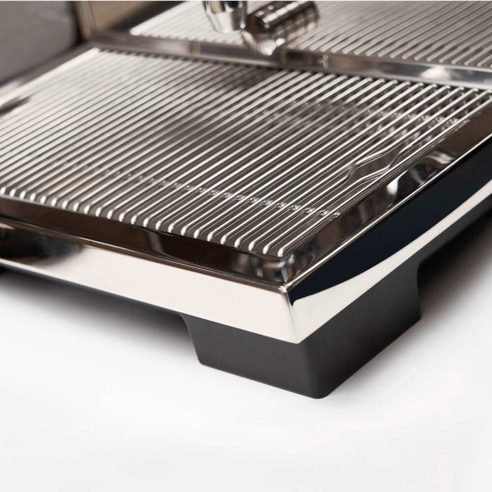 Eureka_02_53066892-aa07-44e8-9199-ecdfdc1bd866